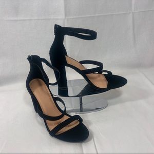 Charlotte Russe Black Chunk Heels